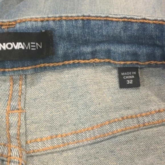 Fashion Nova Men Ripped Tinted Denim Shorts in Vintage Blue Wash size 32 - Picture 5 of 7